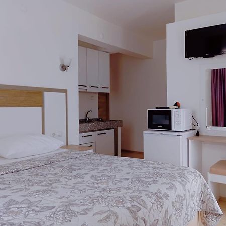 Parla Apart Hotel Çeşme Dış mekan fotoğraf