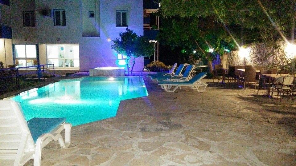 Parla Apart Hotel Çeşme Dış mekan fotoğraf