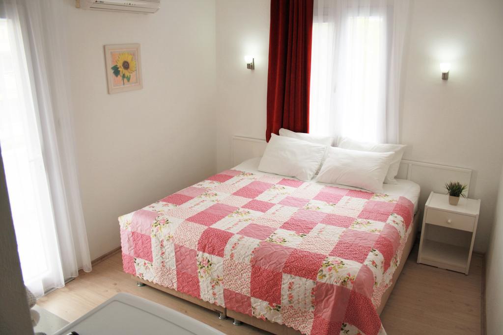 Parla Apart Hotel Çeşme Dış mekan fotoğraf