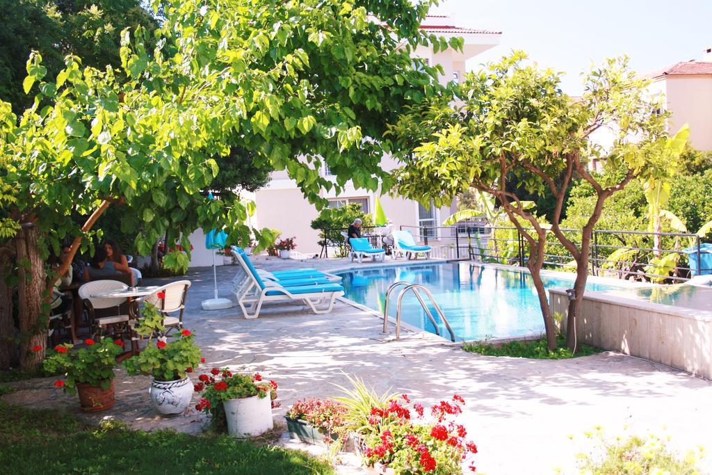 Parla Apart Hotel Çeşme Dış mekan fotoğraf
