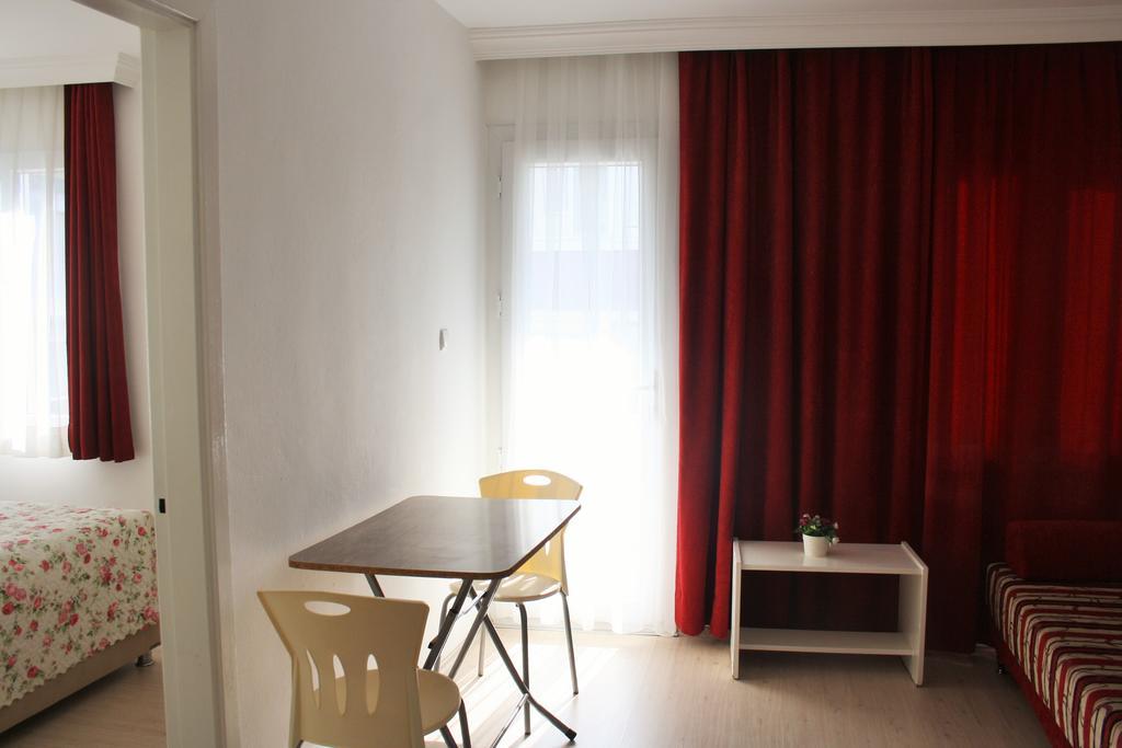Parla Apart Hotel Çeşme Dış mekan fotoğraf